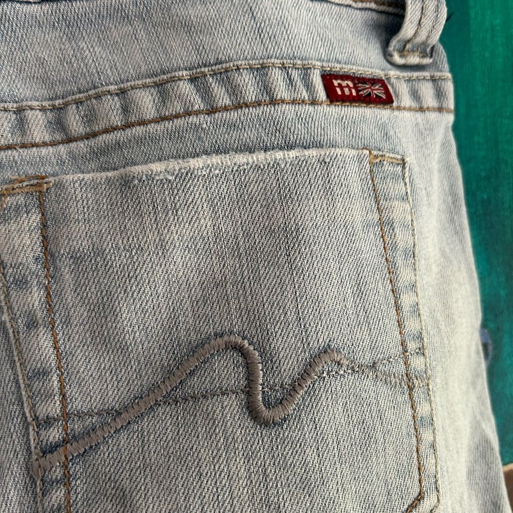 Makers of True Originals Light Blue Jean Shorts - Picture 10 of 16